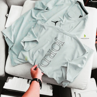 Men's premium Sports t-shirt.